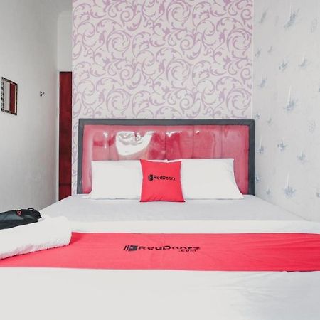 Hotel Reddoorz Near Nagoya Hill Batam 4 à Jodoh  Extérieur photo
