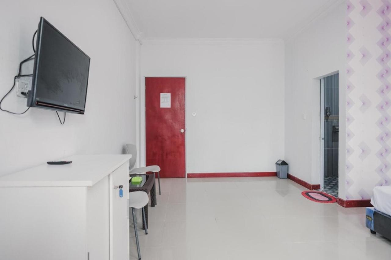 Hotel Reddoorz Near Nagoya Hill Batam 4 à Jodoh  Extérieur photo