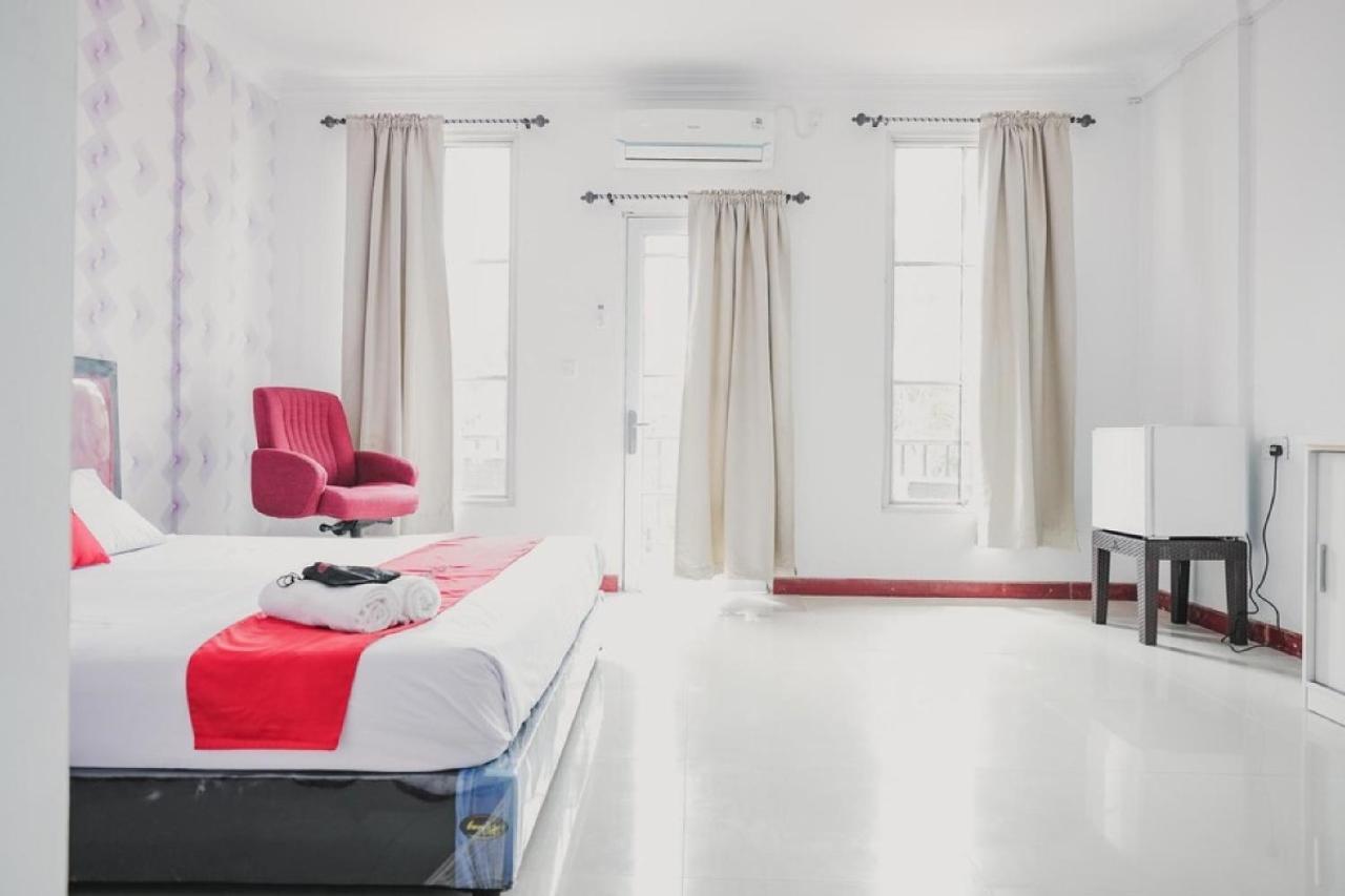 Hotel Reddoorz Near Nagoya Hill Batam 4 à Jodoh  Extérieur photo